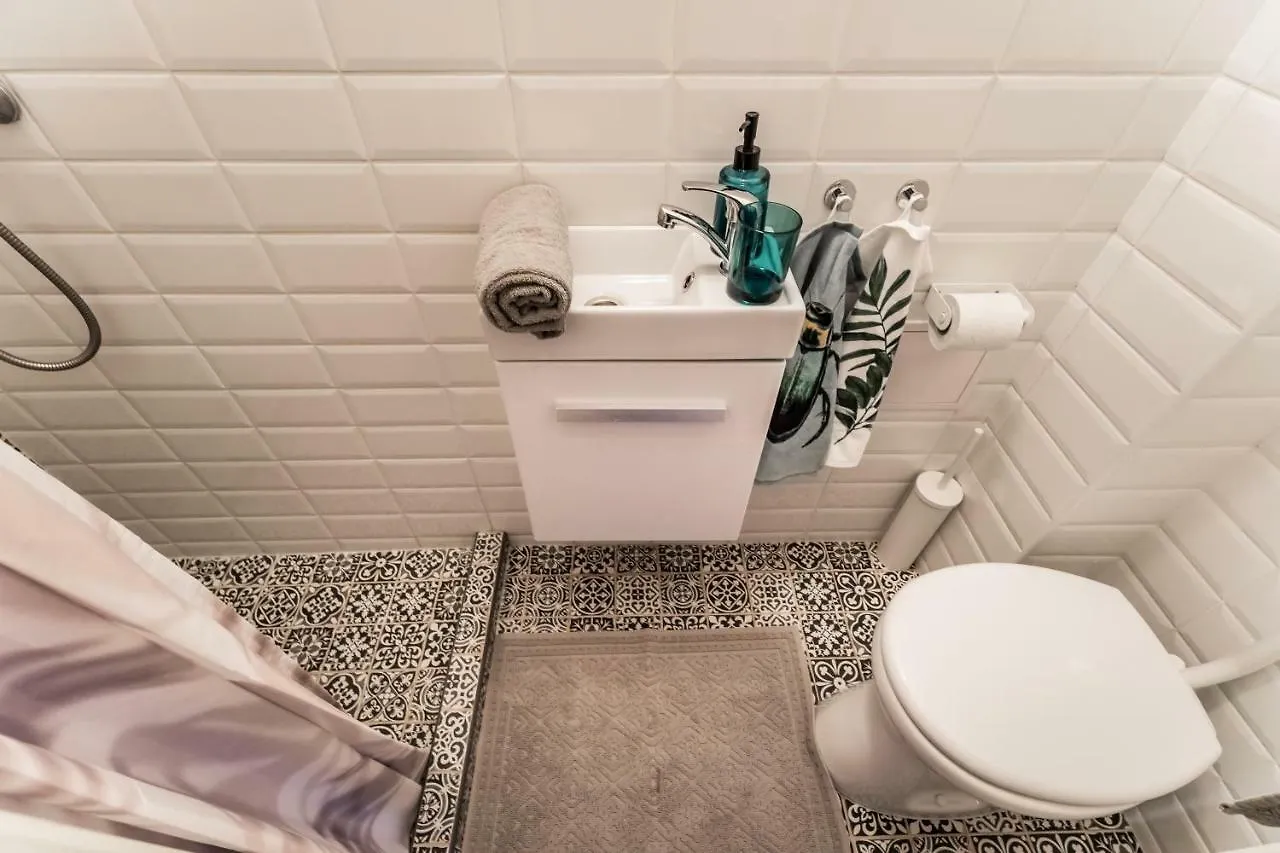Apartment Bpr Azure Desire Studio Budapest