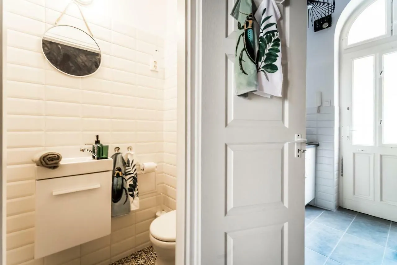 Bpr Azure Desire Studio Budapest Apartment